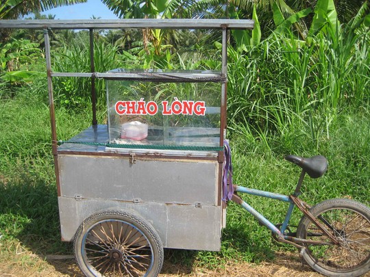 Ô tô đâm loạn xạ trên cầu: Bé 4 tuổi vẫn hoảng loạn - 5