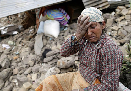 Người Việt có “xấu xí” trong thảm họa động đất ở Nepal? - 1