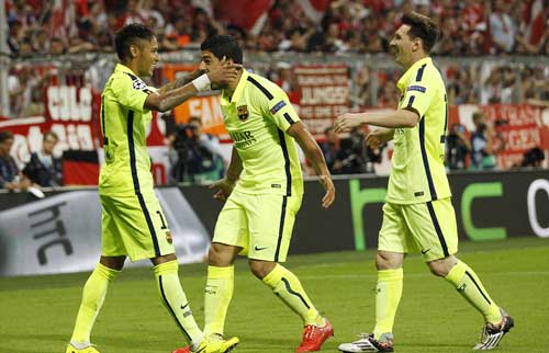 Pique phục sát đất MSN, Torres muốn cản Barca vô địch - 1