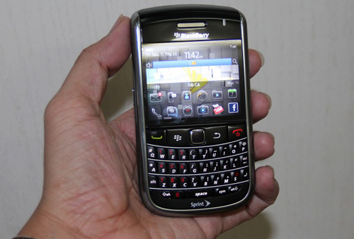 Blackberry 9650 cháy hàng vì mức giá hời - 1