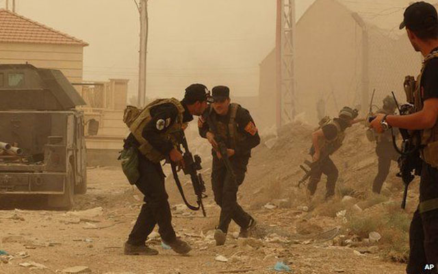 Phiến quân IS dội “mưa bom” đánh chiếm thành phố Ramadi, Iraq - 1