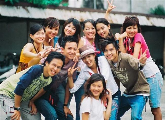 Nhờ có "Nhật Ký Vàng Anh", nhiều diễn viên trẻ như Hoàng Thùy Linh, Vân Navy, Thanh Vân hay Mạnh Quân bỗng vụt sáng trở thành những hotboy, hotgirl đình đám, được yêu thích trong giới trẻ Việt.