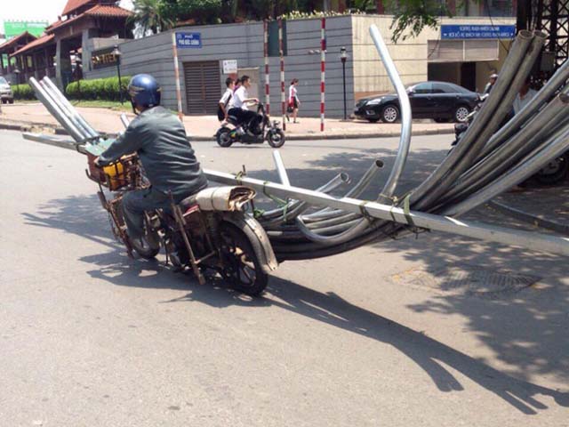 Phát hoảng với "người vận chuyển" phiên bản Việt - 3