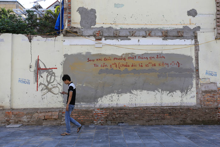 Ảnh: Nhà kỳ dị trên “con đường đắt nhất hành tinh” ở HN - 9