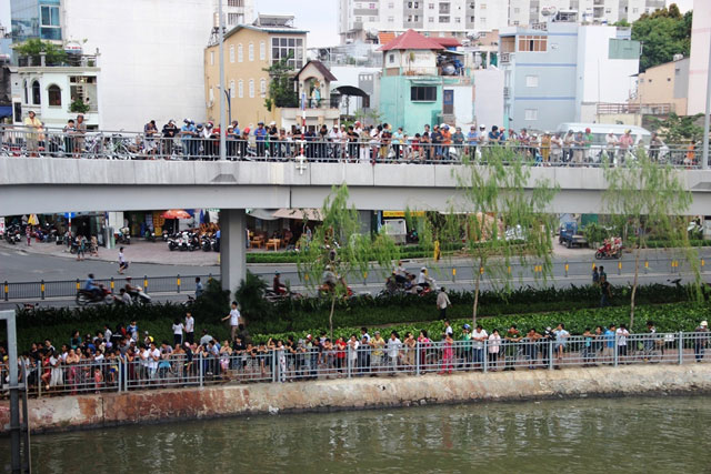 “Giải nhiệt” dưới kênh sau cuộc nhậu, một người tử vong - 2