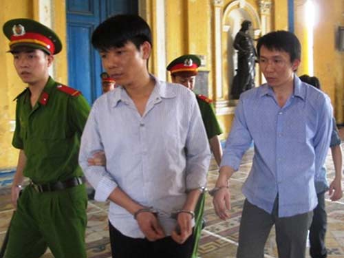 Đánh ghen giúp bạn, lãnh 20 năm tù - 2