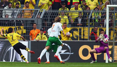Dortmund – Bremen: Quà tri ân ý nghĩa - 1