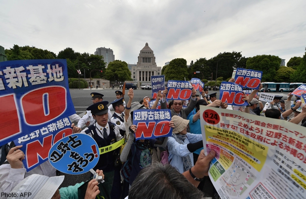 Nhật: Hàng nghìn người vây Quốc hội, phản đối căn cứ mới của Mỹ - 1