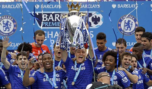 Chelsea "mở tiệc" ăn mừng chức vô địch - 8