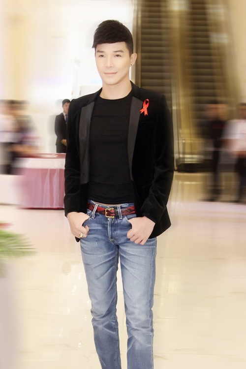 Nathan Lee, Lê Khánh kêu gọi chống kỳ thị người nhiễm HIV - 1