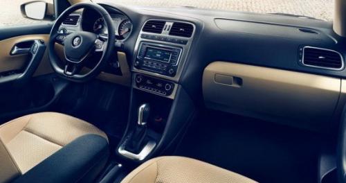 Volkswagen Polo sedan bản cải tiến lộ diện - 2