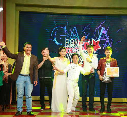 Phạm Hồng Minh – Họa sĩ biểu diễn đầu tiên tại Việt Nam - 1