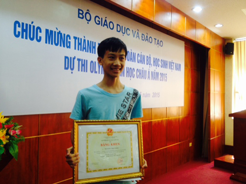 Vinh danh những “người hùng” trở về từ cuộc thi Olympic Tin học Châu Á - 3