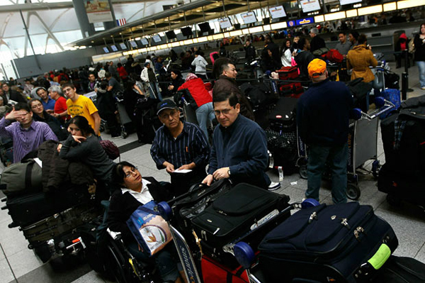 Đề xuất khám người nhân viên bốc xếp hành lý sân bay - 1
