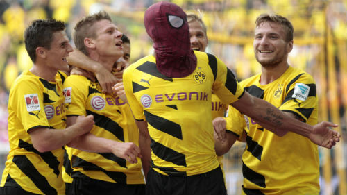 Top 5 đội bóng “Nhà nghèo vượt khó” xuất sắc mùa này - 2