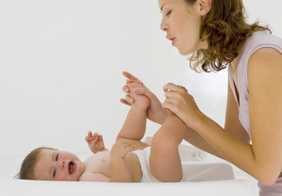 Chữa táo bón cho trẻ sơ sinh an toàn hơn - 1