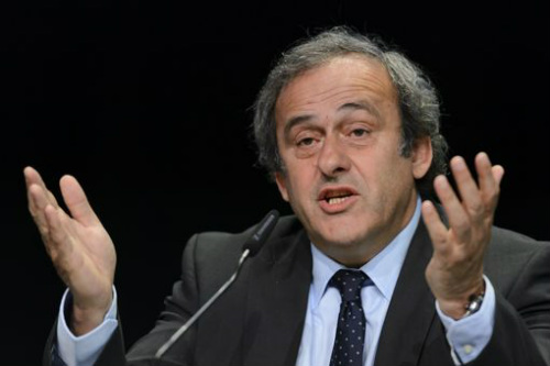 Scandal FIFA: Chủ tịch UEFA đòi Blatter từ chức - 1