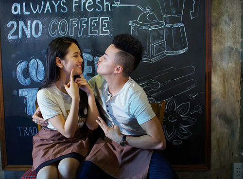 Cao Thái Sơn tái xuất bên hot girl sau tin đồn sinh con - 4