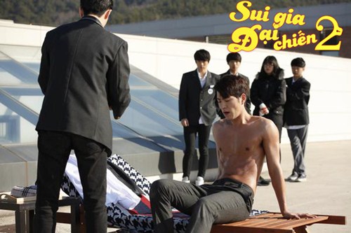 Mỹ nam Jong-Hyun khoe bụng 6 múi trong phim mới - 1