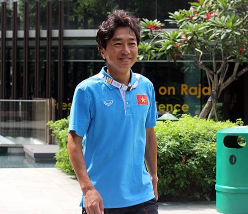 U23 VN: Công Phượng & đồng đội dạo chơi ở Singapore - 1