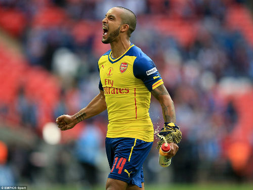 Walcott hồi sinh: Muộn màng nhưng đắt giá - 1