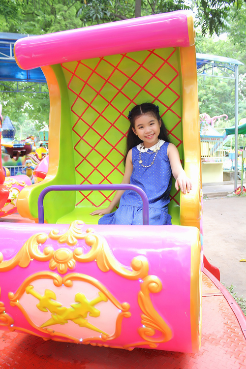 Ca khúc về trẻ em bất hạnh khiến người nghe nao lòng - 1