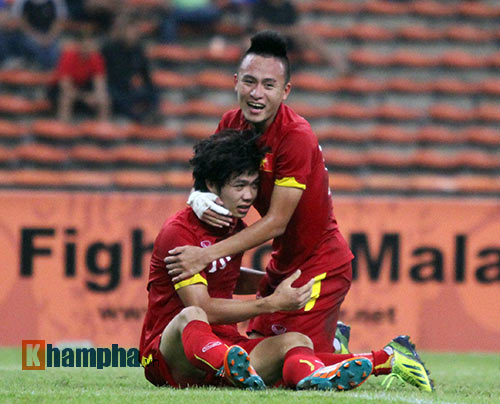 U23 Việt Nam - U23 Malaysia: Một nửa vé vào bán kết - 2
