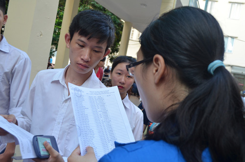 Thủ khoa Đại học Quốc gia Hà Nội được 128/140 điểm - 1