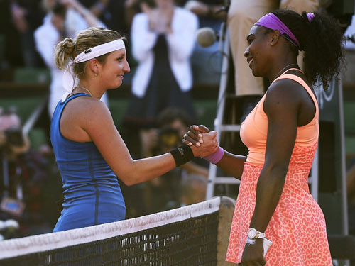 Hot shot: Serena liên tục bị đối thủ "hành hạ" - 1