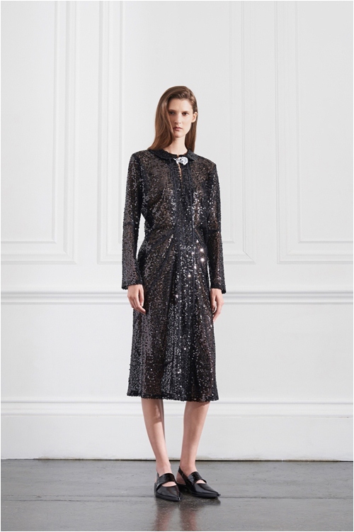 Victoria Beckham: Nét thanh lịch toát ra từ hơi thở - 5