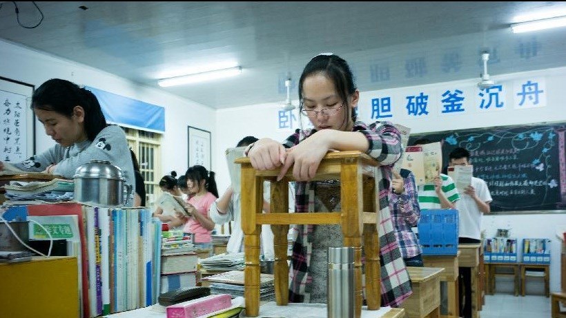 Trung Quốc sôi sục với kỳ thi đại học - 2