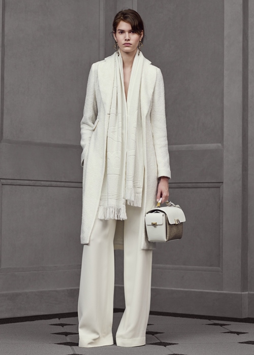Dự tiệc doanh nhân, hãy mặc Balenciaga! - 11