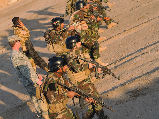 Mỹ điều thêm quân để tái chiếm Ramadi từ tay IS? - 1