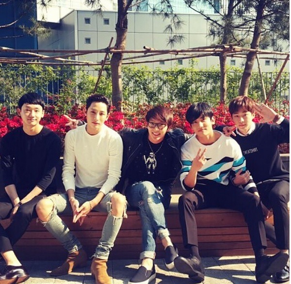 Mỹ nam "đẹp hơn hoa" bị gãy xương mũi trên phim trường - 5