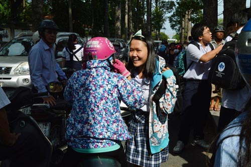 Thi vào lớp 10: Nhiều học sinh tự tin 8 điểm môn Ngoại ngữ - 6