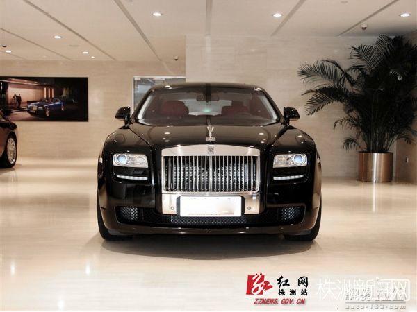 Dàn xế hộp trăm tỉ của Phạm Băng Băng và bạn trai - 14