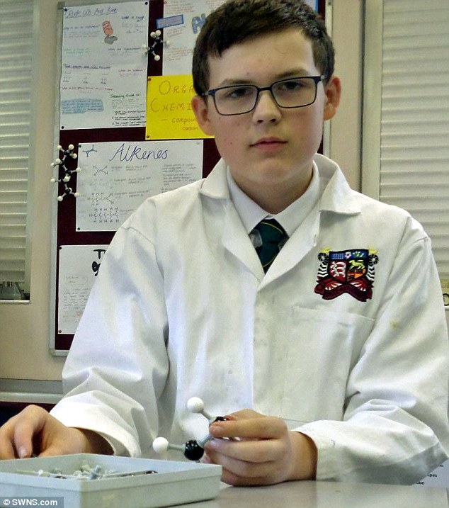 Cậu bé 13 tuổi đạt điểm cao kỷ lục về khoa học tên lửa - 1