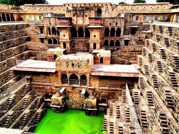 5 địa điểm khó tin tồn tại trên Trái Đất - 10