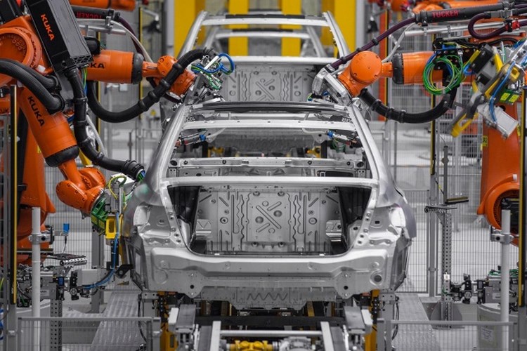 5 công nghệ của BMW 7-Series khiến bạn “sướng như vua” - 8