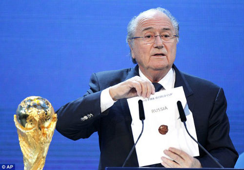Nóng: Blatter "trở mặt" muốn quay lại ghế chủ tịch FIFA - 1