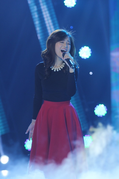 Hoàng Yến Chibi khoe giọng ngọt ngào khi hát “Yêu xa“ - 2