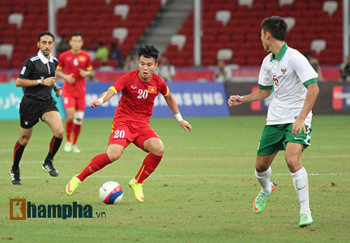 U23 Việt Nam "bùng cháy" trước U23 Indonesia tri ân CĐV - 10