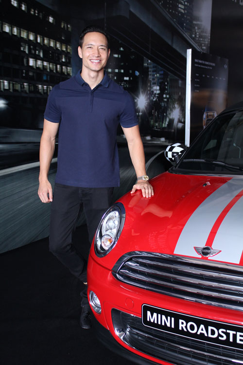 Kim Lý lái xe cùng Bridgestone - 3