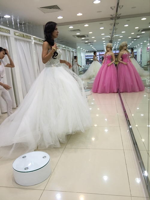 10+ Mẫu váy cưới cho cô dâu mập tôn dáng thêm tự tin