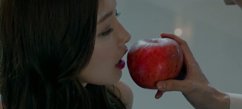 Thích thú với MV cổ tích của nhóm "hoàng tử" 2PM - 6