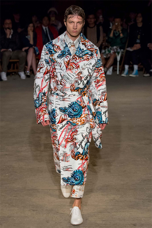 Cảm hứng biển cả mênh mang trong thiết kế của McQueen - 2