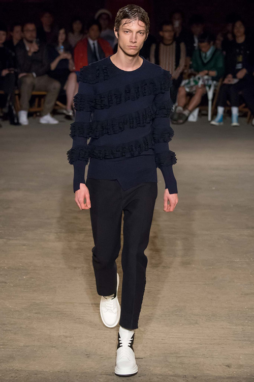 Cảm hứng biển cả mênh mang trong thiết kế của McQueen - 8