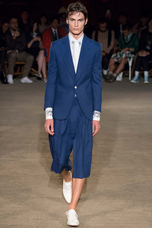 Cảm hứng biển cả mênh mang trong thiết kế của McQueen - 7