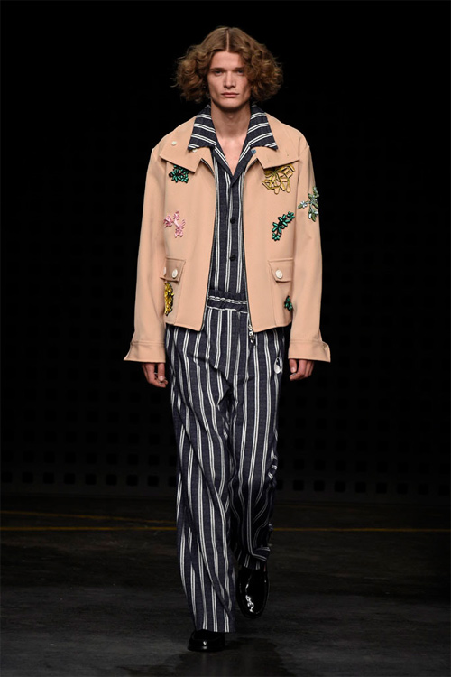 Áo yếm nữ gây sốc trên sàn diễn thời trang nam - 9