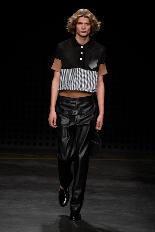 Áo yếm nữ gây sốc trên sàn diễn thời trang nam - 12